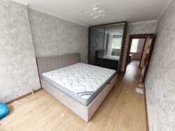 3-��������� �������� � 70 �² � 3/5 ����, �������� � ��������-���������, ������� ���� 1