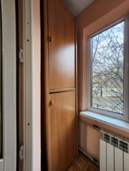 3-��������� �������� � 76.4 �² � 2/12 ����, ����������� 53 � ���� �� ����������� ���� 12