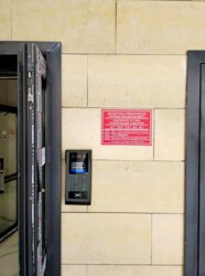 3-��������� �������� � 102 �² � 16/20 ����, ������ ����� 160�8 � ����������� ���� ������ ���� ���� 10