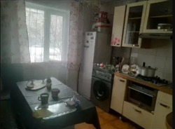 3-��������� �������� � 86 �² � 1/5 ����, ����������� 248 � ������� ���� 5