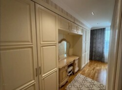 5-��������� �������� � 255 �² � 11/12 ����, ���������� 223 ���� 6