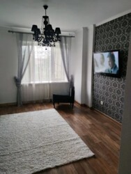 2-��������� �������� � 51 �² � 4/5 ����, ��� �����, ��������� 12 � � ��������� ������ ���� 1