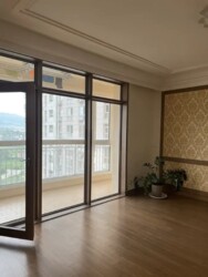 3-��������� �������� � 125 �² � 12/21 ����, �������� 6 ���� 13