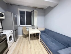 1-��������� �������� � 38 �² � 3/13 ����, ��������� 14 � Grand park ���� 2