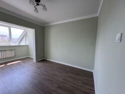 2-��������� �������� � 57.1 �² � 8/9 ����, �������� 167 � �����������-�������� ���� 10