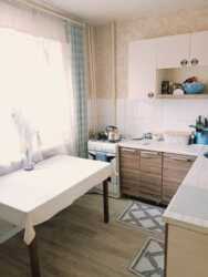 Под коммерцию подходит, пластик, неугл, комнаты изолированы, встроенная кухня, новая сантехника, кладовка, счётчики, тихий двор решетки на окнах, домофон, видеонаблюдение фото 3 Под коммерцию подходит, пластик, неугл, комнаты изолированы, встроенная кухня, новая сантехника, кладовка, счётчики, тихий двор решетки на окнах, домофон, видеонаблюдение фото 3