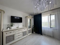 3-��������� �������� � 85 �² � 8/10 ����, ��� �����-1, ����� 1� ���� 19