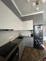 2-��������� �������� � 65 �² � 6/16 ����, �������� 133/2 � ��������, ���� ��������� ���� 6