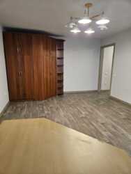 1-��������� �������� � 41.8 �² � 2/4 ����, ������� 169 � ������ ���� 1