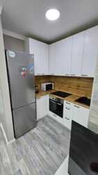 2-��������� �������� � 43.9 �² � 8/13 ����, ��������� 131 � ���������� ���� 5