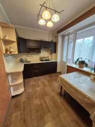 2-��������� �������� � 70 �² � 4/8 ����, �������� ������ � ��������� ���� 4