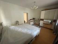 3-��������� �������� � 122 �² � 6/16 ����, ���-������ 53 � ������� ���� 16