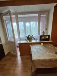 2-��������� �������� � 70 �² � 4/8 ����, �������� ������ � ��������� ���� 3