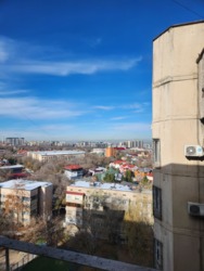 3-��������� �������� � 71.7 �² � 12/13 ����, �������� ���-������ 83 � ��������� ���� 25