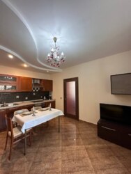 2-��������� �������� � 60 �² � 2/16 ����, ���-������ 53 � ������� ���� 3