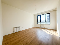 3-��������� �������� � 125.9 �² � 5/6 ����, ������� ������������� 71 ���� 11