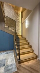 6-��������� �������� � 300 �², ��� ���������, ����� 84 ���� 22