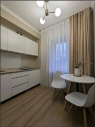 2-��������� �������� � 47 �² � 2/4 ����, �������� 55 � ��������-�������� ���� 3