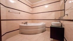 2-��������� �������� � 127 �² � 8/13 ����, ���-������ 95 � ��������� ���� 29