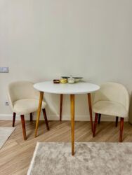 2-��������� �������� � 50.9 �² � 2/10 ����, ������������ 40 � ���������� ���� 15