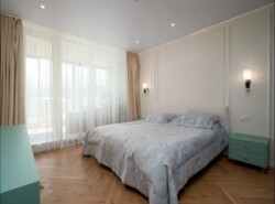 3-��������� �������� � 139.2 �² � 11/22 ����, ���-������ 77/2 ���� 11