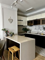 3-��������� �������� � 115 �² � 7/21 ����, �������� 4 ���� 7