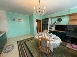 3-��������� �������� � 120.6 �² � 2/9 ����, ������� 9� � Essentai Mall ���� 6