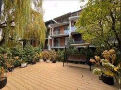 6-��������� �������� � 300 �², ��� ���������, ����� 84 ���� 12