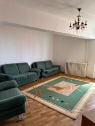 2-��������� �������� � 57.1 �² � 8/9 ����, �������� ������ � �������-�������� ������ ���� 1