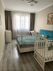 3-��������� �������� � 86 �² � 7/12 ����, �������� 90/43 � ��������� ���� 13