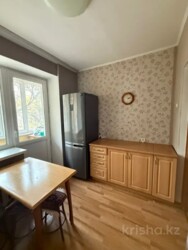 2-��������� �������� � 49.7 �² � 2/5 ����, �������� 171� ���� 3