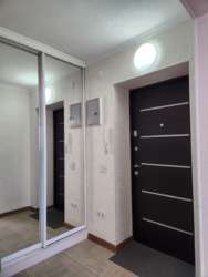 3-��������� �������� � 71.7 �² � 12/13 ����, �������� ���-������ 83 � ��������� ���� 8