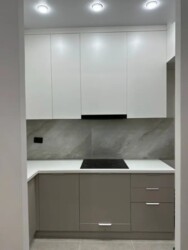 2-��������� �������� � 44.7 �² � 6/9 ����, ��� ������, ���� ������ ���� 6