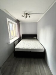 2-��������� �������� � 42 �² � 4/4 ����, ��������� ������ 126 � �������� ���� 4