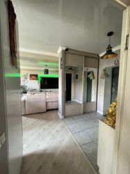 3-��������� �������� � 75 �² � 4/4 ����, ������ 73 � ������ ���� ��������� ������ ���� 9