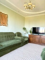 4-��������� �������� � 97 �² � 8/9 ����, ��� �����-1 23 ���� 11