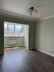 2-��������� �������� � 57.1 �² � 8/9 ����, �������� 167 � �����������-�������� ���� 8