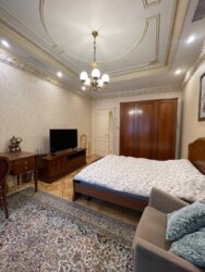 4-��������� �������� � 230 �² � 3/3 ����, �����-�ә����� ������ ���� 19