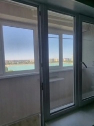 3-��������� �������� � 76 �² � 8/12 ����, ��� ������ 120 ���� 11