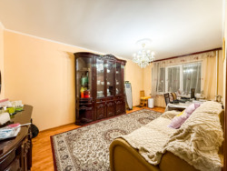 4-��������� �������� � 74.2 �² � 3/4 ����, ���-������ ������� 110/19 ���� 3