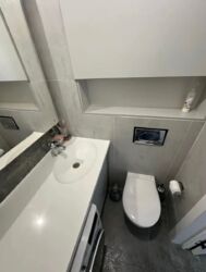 2-��������� �������� � 83 �² � 8/9 ����, ��� �����-3�, ��� ������-3� 30� ���� 6