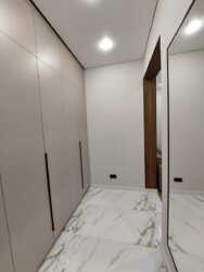 3-��������� �������� � 67.2 �² � 15/18 ����, ������ ������ 11 � ������ ������, 11 ���� ���� �� ���� 12