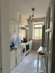 3-��������� �������� � 77.5 �² � 5/9 ����, ��������� � ������� �� ���� 1