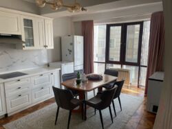 3-��������� �������� � 122 �² � 6/16 ����, ���-������ 53 � ������� ���� 19