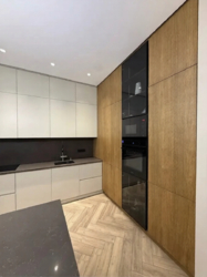 4-��������� �������� � 135 �² � 13/20 ����, �������� 310 ���� 11