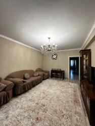 3-��������� �������� � 93.6 �² � 11/12 ����, ���� �� 273/5 ���� 7