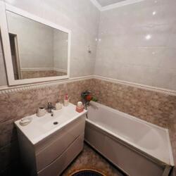 2-��������� �������� � 49 �² � 2/4 ����, ��� �����, ���������� 10 10 � ��������� ������ ���� 5