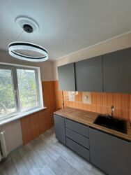 2-��������� �������� � 46.5 �² � 3/4 ����, ��� �6 44 � �������� ��������� ���� 1