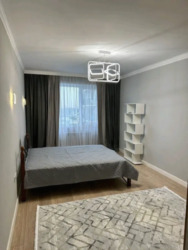 2-��������� �������� � 68.2 �² � 5/10 ����, ���� �� 285/8 � ���� ��, ������ ����� ���� 4