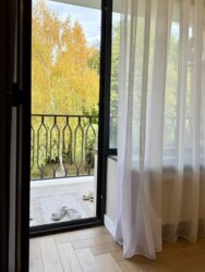 4-��������� �������� � 165 �² � 2/3 ����, ��� ������� 78 ���� 9